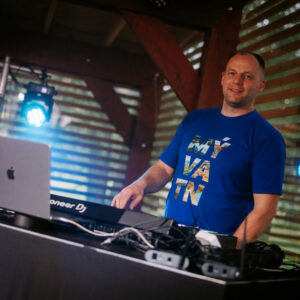 DJ Hennri Kirt